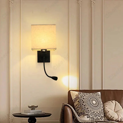Applique Murale LED en Tissu E27 avec USB et Interrupteur, Angle Réglable, Lumière Chaude - Luminous Place