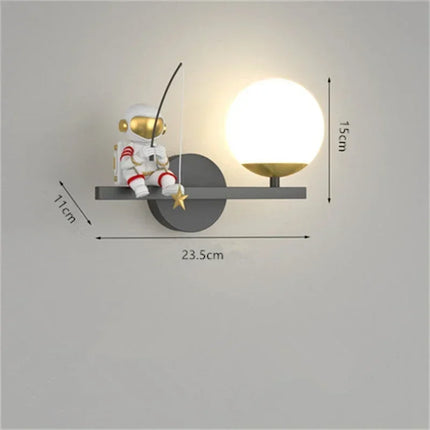 Applique Murale Moderne Enfants Lune Astronaute LED Verre Dépoli