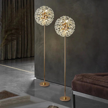 Lampadaire cristal design nordique moderne en fer et verre dépoli, ambiance chaleureuse - Luminous Place
