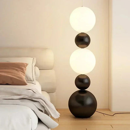 Lampadaire LED design médiéval gourde en acrylique, ambiance haut de gamme - Luminous Place