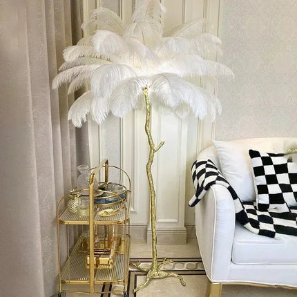 Lampadaire LED en plumes d'autruche, design nordique moderne, lumière chaleureuse pour salon et coin cosy - Luminous Place