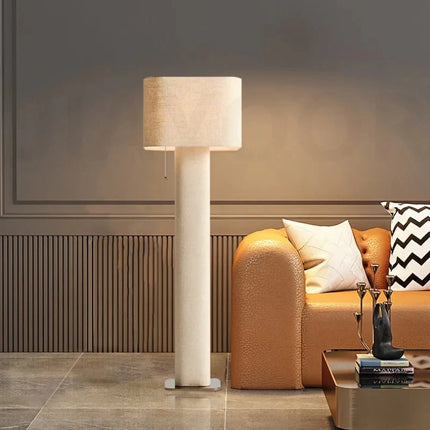 Lampadaire moderne haut de gamme en métal doré avec verre transparent, lumière LED pour salon et bureau - Luminous Place
