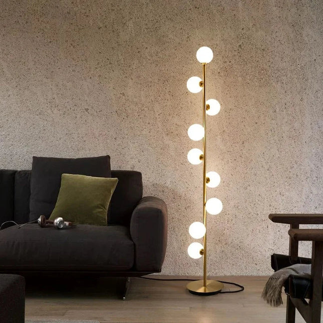 Lampadaire LED autoportant design nordique moderne en métal et verre dépoli, lumière douce pour salon et chambre - Luminous Place