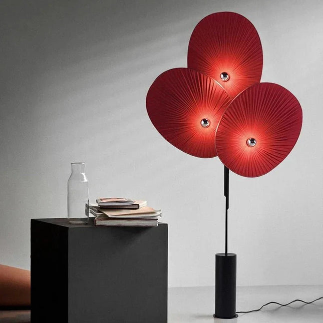 Lampadaire minimaliste en éventail design nordique avec lumière chaude - Luminous Place