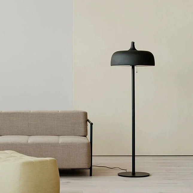 Lampadaire vintage en métal forgé, lumière chaude pour salon et chambre - Luminous Place