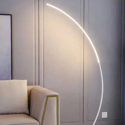 Lampadaire LED Nordique en aluminium noir et blanc, lumière d’ambiance pour salon et salle à manger - Luminous Place