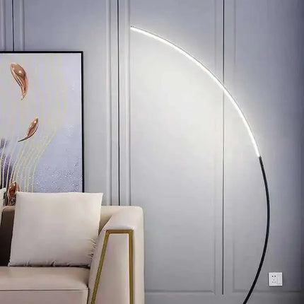 Lampadaire LED Nordique en aluminium noir et blanc, lumière d’ambiance pour salon et salle à manger - Luminous Place