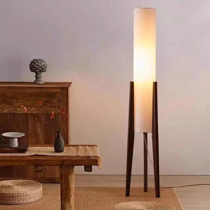 Lampadaire Wabi Sabi en bois de noyer noir, design zen japonais - Luminous Place