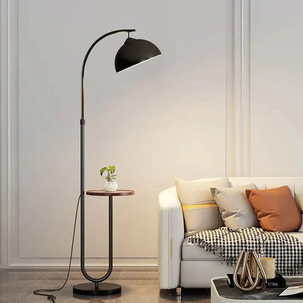 Lampadaire Nordique 2025 avec Table d'Appoint Multifonction en Fer et Bois, Lumière LED Ambiance Cosy - Luminous Place