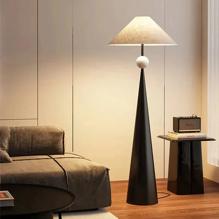 Lampadaire LED en tissu style médiéval français, lumière d’appoint chaleureuse pour salon et chambre - Luminous Place