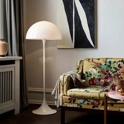 Lampadaire nordique en fer et acrylique, lumière d’angle décorative pour salon et bureau - Luminous Place