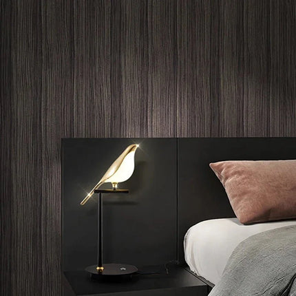 Lampadaire LED autoportant oiseau en acrylique design Art Déco - Luminous Place