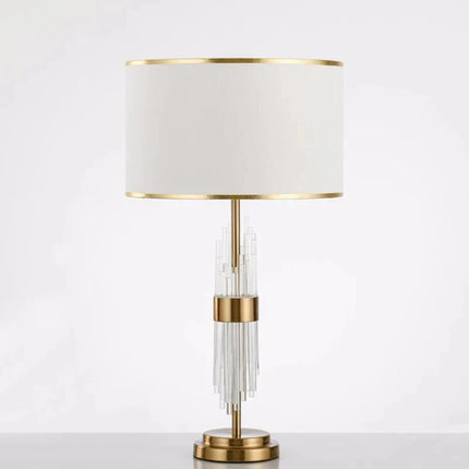 Lampe de table en cristal et fer avec abat - jour en tissu, éclairage LED chaleureux pour chambre et salon - Luminous Place