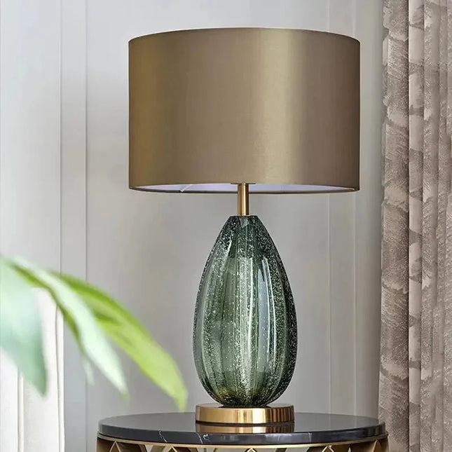 Lampe de table Felicia en verre et fer, design Bauhaus, éclairage cosy pour chambre et salon - Luminous Place