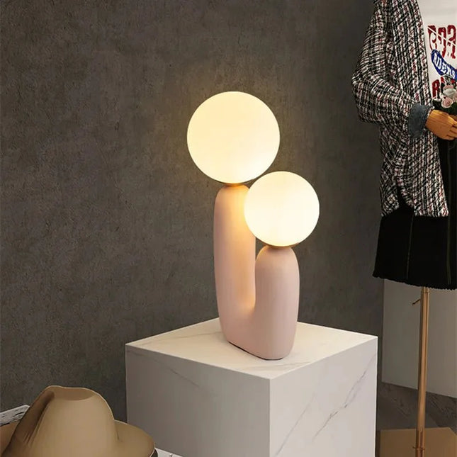 Lampe de table boule en verre et résine, design postmoderne nordique, éclairage cosy pour chambre et salon - Luminous Place