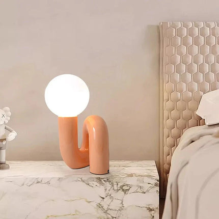 Lampe de table en résine postmoderne design nordique italien, lumière d’ambiance pour chambre et bureau - Luminous Place