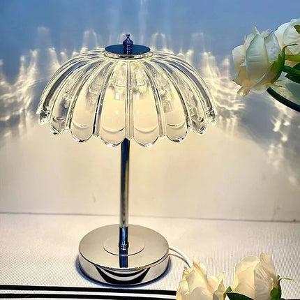 Lampe de table LED en cristal dimmable USB Type - C, veilleuse rechargeable élégante - Luminous Place