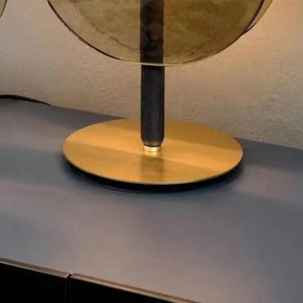 Lampe de table en verre et bois grain, lumière d’ambiance chaleureuse pour salon - Luminous Place