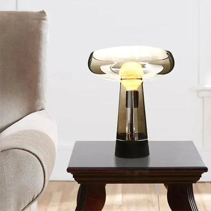 Lampe de table en marbre nordique avec éclairage LED chaleureux - Luminous Place