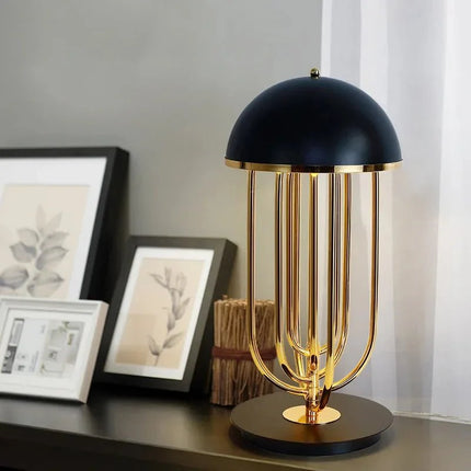 Lampe de table design antique champignon en fer avec lumière LED chaleureuse - Luminous Place
