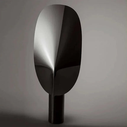 Lampe de table nordique moderne en métal, lumière LED douce pour bureau et chambre - Luminous Place