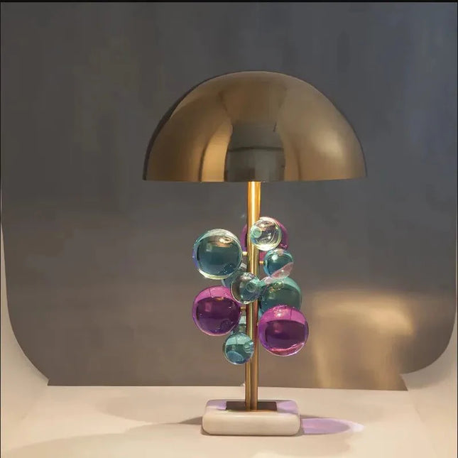 Lampe de table design champignon en verre coloré pour salon et lecture - Luminous Place