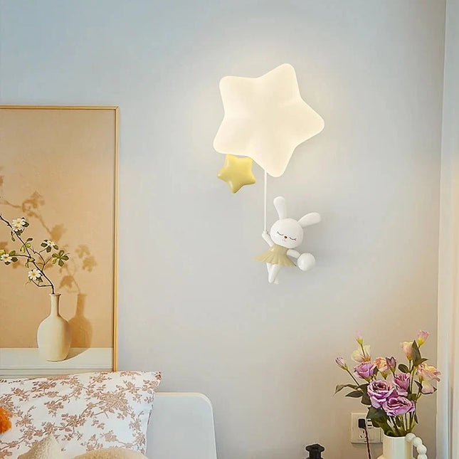 Lampe Enfant Applique Murale Étoile Romantique LED Blanc Ours Lapin - Luminous Place