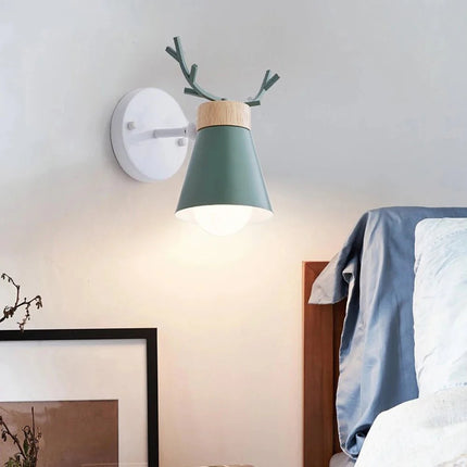 Lampe Enfant Applique Murale Nordique en Bois Cerf LED Réglable - Luminous Place