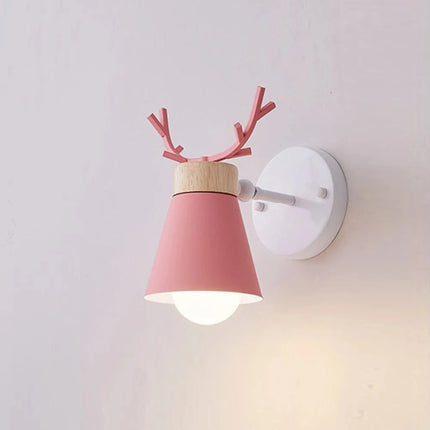 Lampe Enfant Applique Murale Nordique en Bois Cerf LED Réglable - Luminous Place