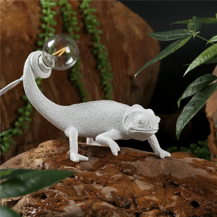 Lampe Enfant murale en résine lézard, lumière LED douce et décorative - Luminous Place
