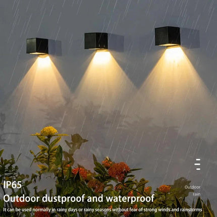 Luminaire Extérieur Solaire LED Carré IP65 pour Jardin et Mur - Luminous Place
