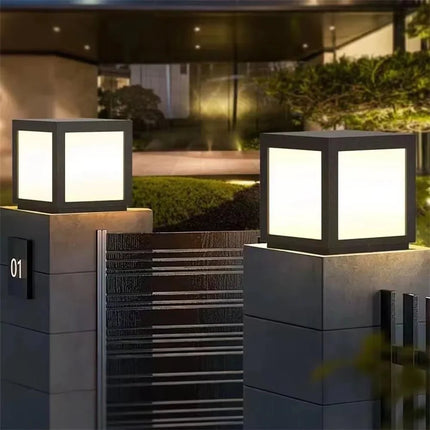 Luminaire Extérieur LED Solaire Étanche avec Télécommande, Ambiance Chaleureuse et Design Moderne - Luminous Place