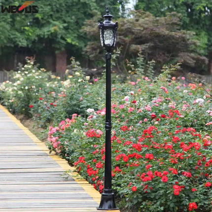Luminaire Extérieur Jardin Style Européen Antique en Aluminium 1,8m - Luminous Place
