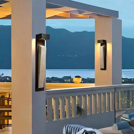 Luminaire Extérieur Applique Murale en Fer IP65, Design Moderne pour Terrasse et Villa - Luminous Place