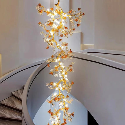 Lustre cristal et laiton style victorien pour mariage, éclairage villa