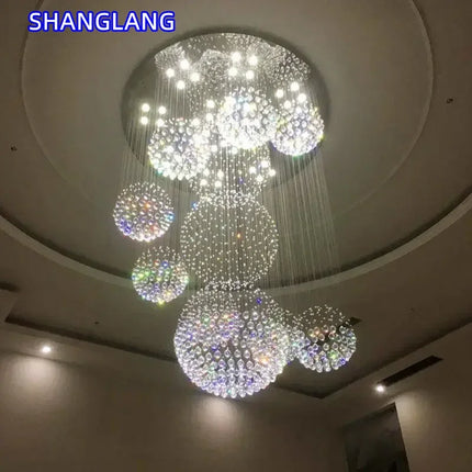 Lustre moderne boule de cristal LED design luxe pour salon