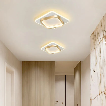 Plafonnier LED métal doré design nordique moderne pour couloir