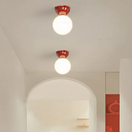 Plafonnier Crème Rouge en Verre et Métal, Lumière d’Entrée Moderne