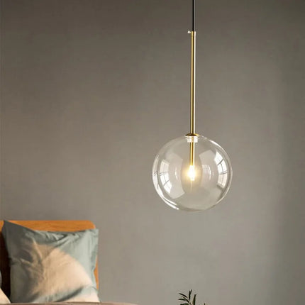 Suspension nordique en verre transparent, luminaire suspendu design pour intérieur contemporain