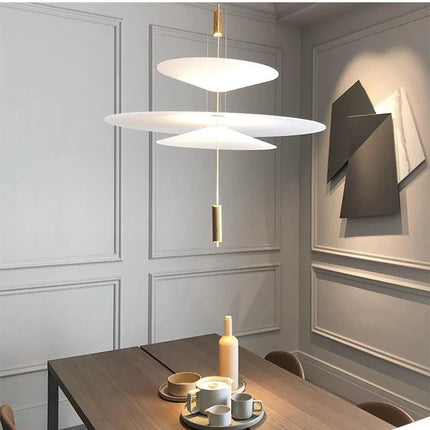 Suspension LED design nordique en acrylique et métal pour salon et salle à manger