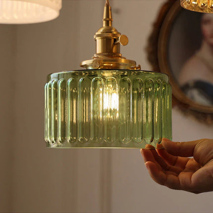 Suspension nordique en verre vert et laiton, éclairage chaleureux pour salle à manger et cuisine