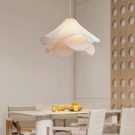 Suspension lustre tissu fleurs nordiques LED pour ambiance cosy intérieure