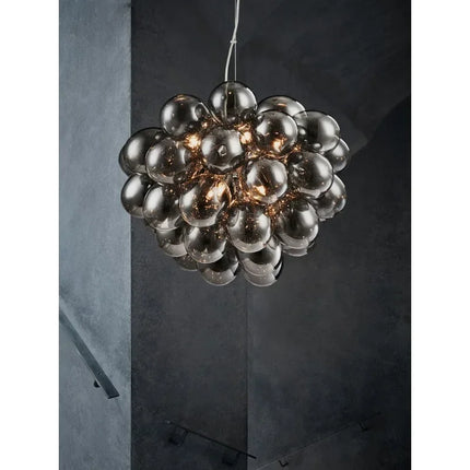 Suspension lustre bulle ballon nordique en verre gris fumé, lumière chaleureuse