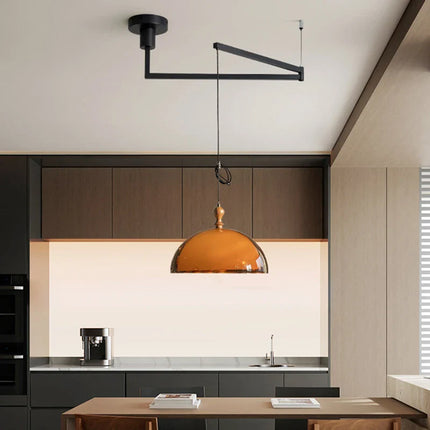 Suspension acrylique marron avec ampoule E27 bois foncé, fil réglable, ambiance cosy