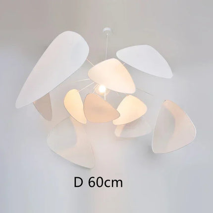 Suspension LED Wabi Sabi Japonais en bambou et rotin, lumière chaude pour intérieur élégant