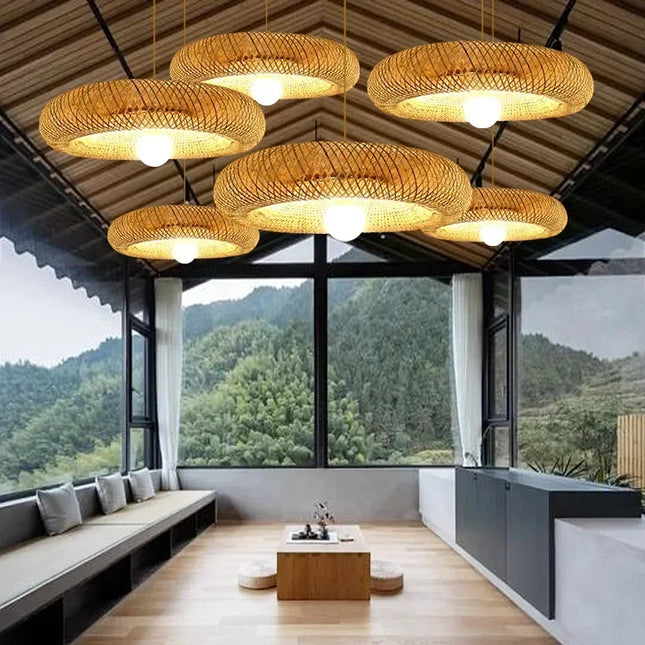 Suspension tressée main en rotin et bambou pour ambiance cosy