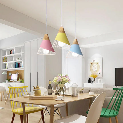 Suspension nordique design forme badminton, lumière d’ambiance cosy