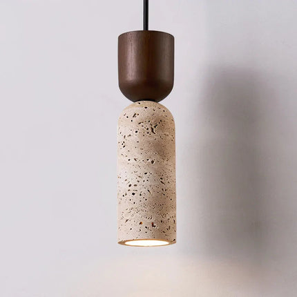 Suspension wabi-sabi japonaise en pierre, lumière chaude et ambiance cosy