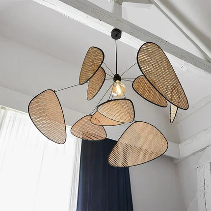 Suspension en rotin tressé style japonais, éclairage floral chaleureux pour salon et salle à manger