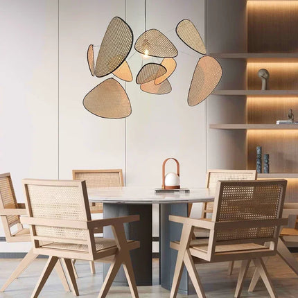 Suspension en rotin tressé style japonais, éclairage floral chaleureux pour salon et salle à manger